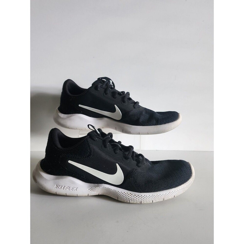 Nike Flex Women's 7.5 Black White Running Walking Sneakers